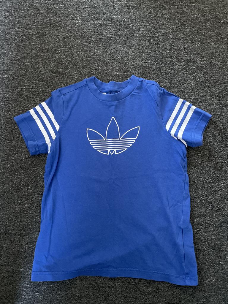 Adidas t-shirt