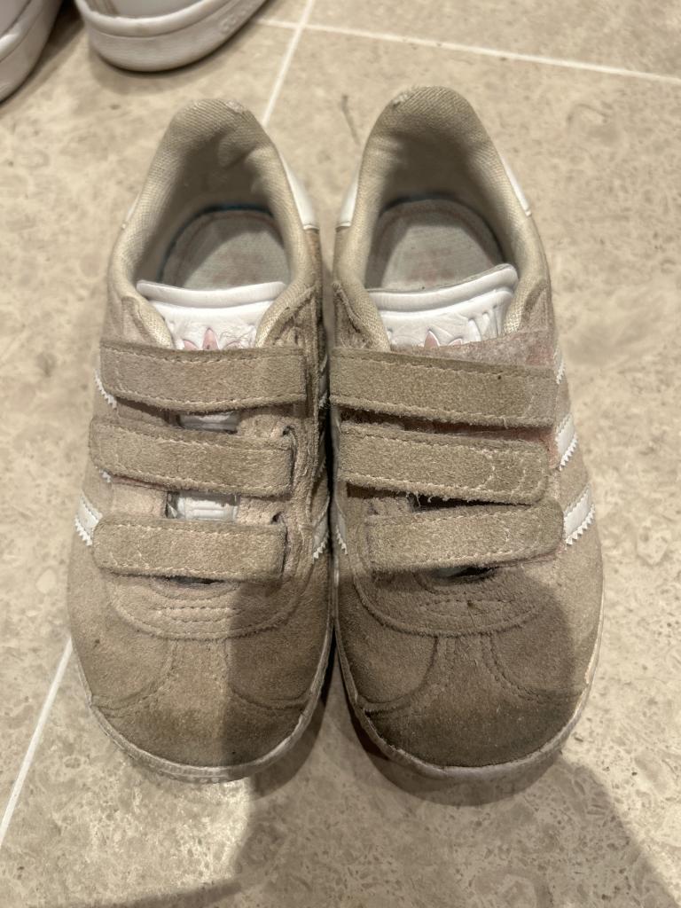 Adidas sneakers 26