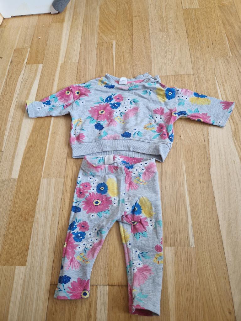 H&M sæt med blomster