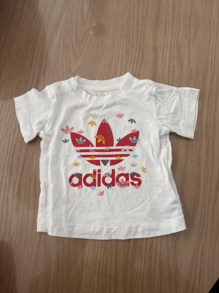Adidas T-shirt