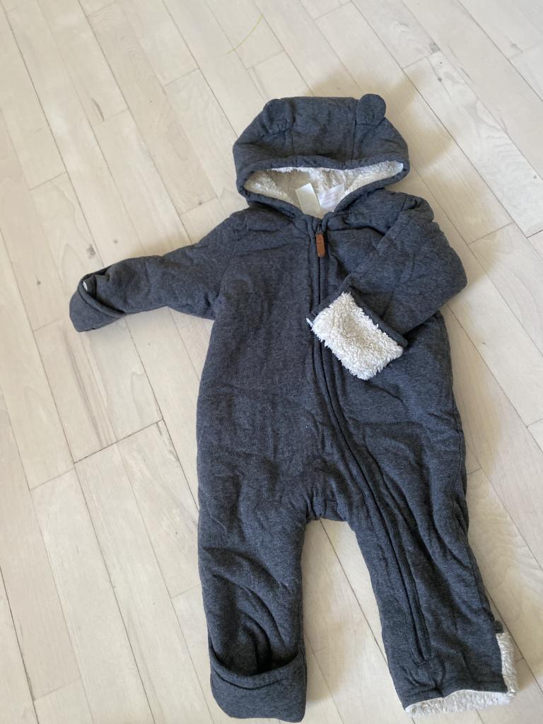 H&M flyverdragt 62