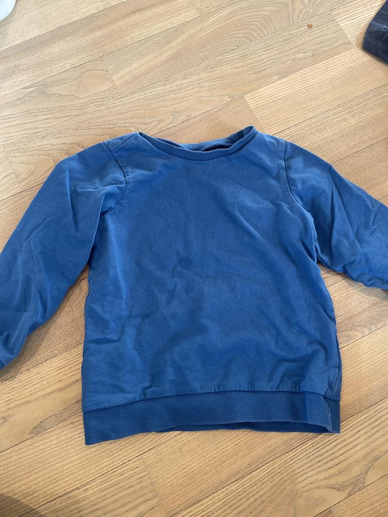 H&M sweatshirt 104 OBS