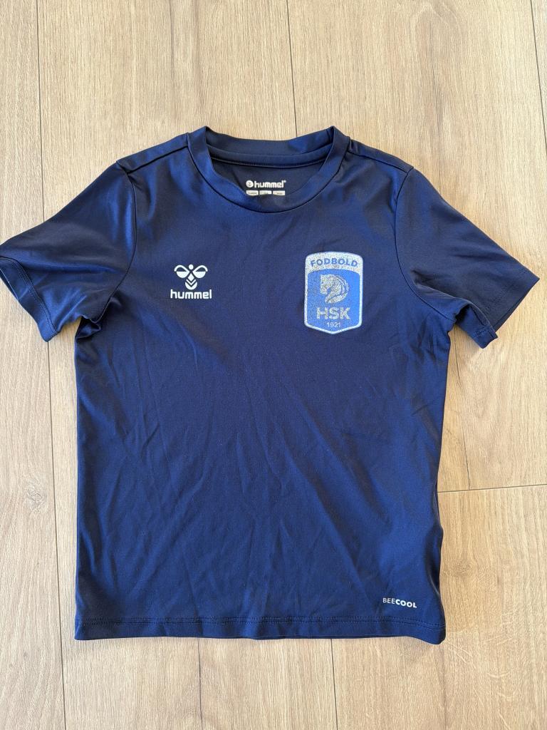 Hummel t-shirt str 6 år