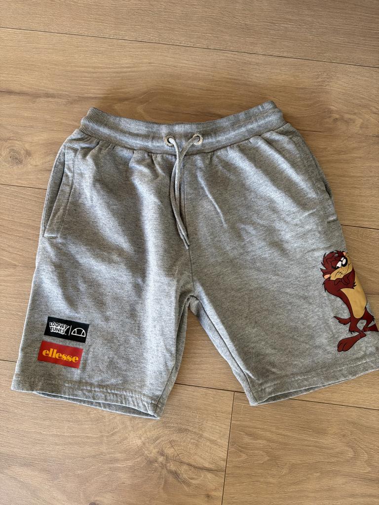 Ellesse shorts str 10-11y