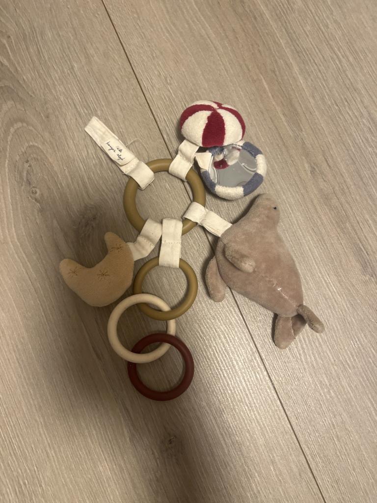 Konges Sløjd babylegetøj