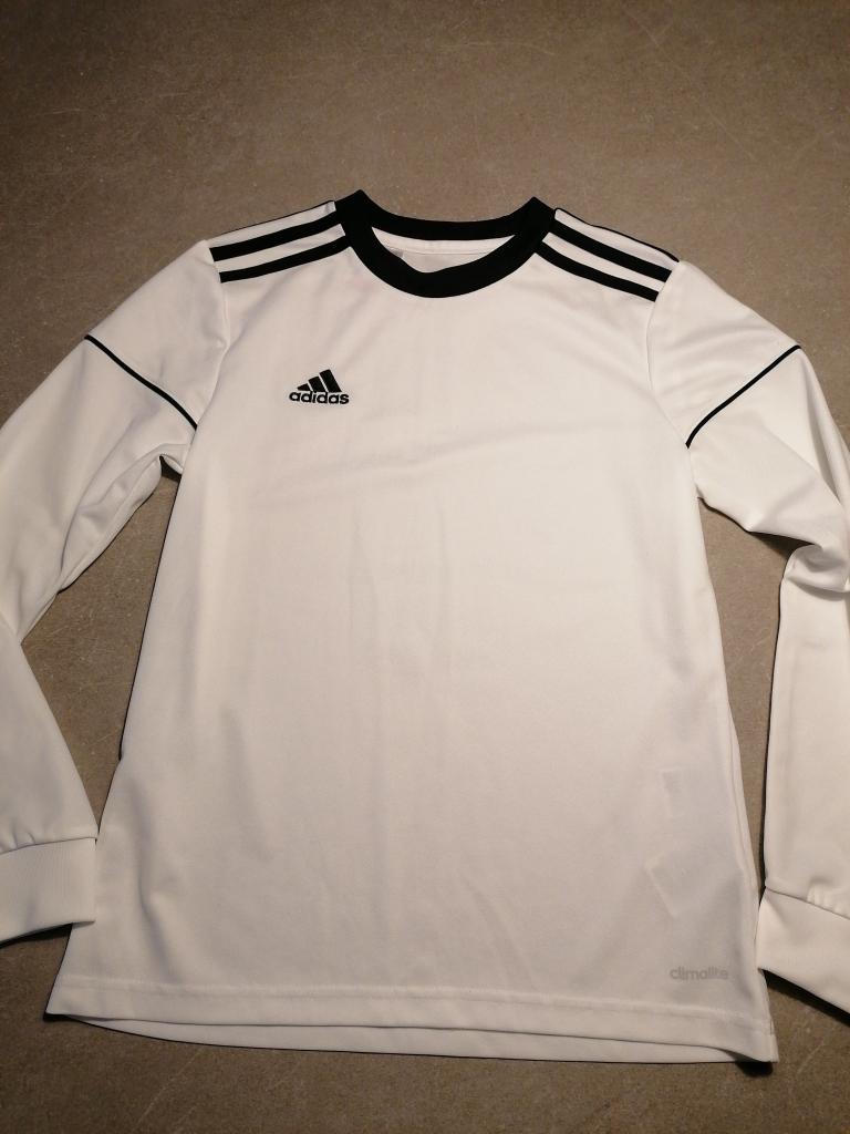 Adidas sportstrøje 152