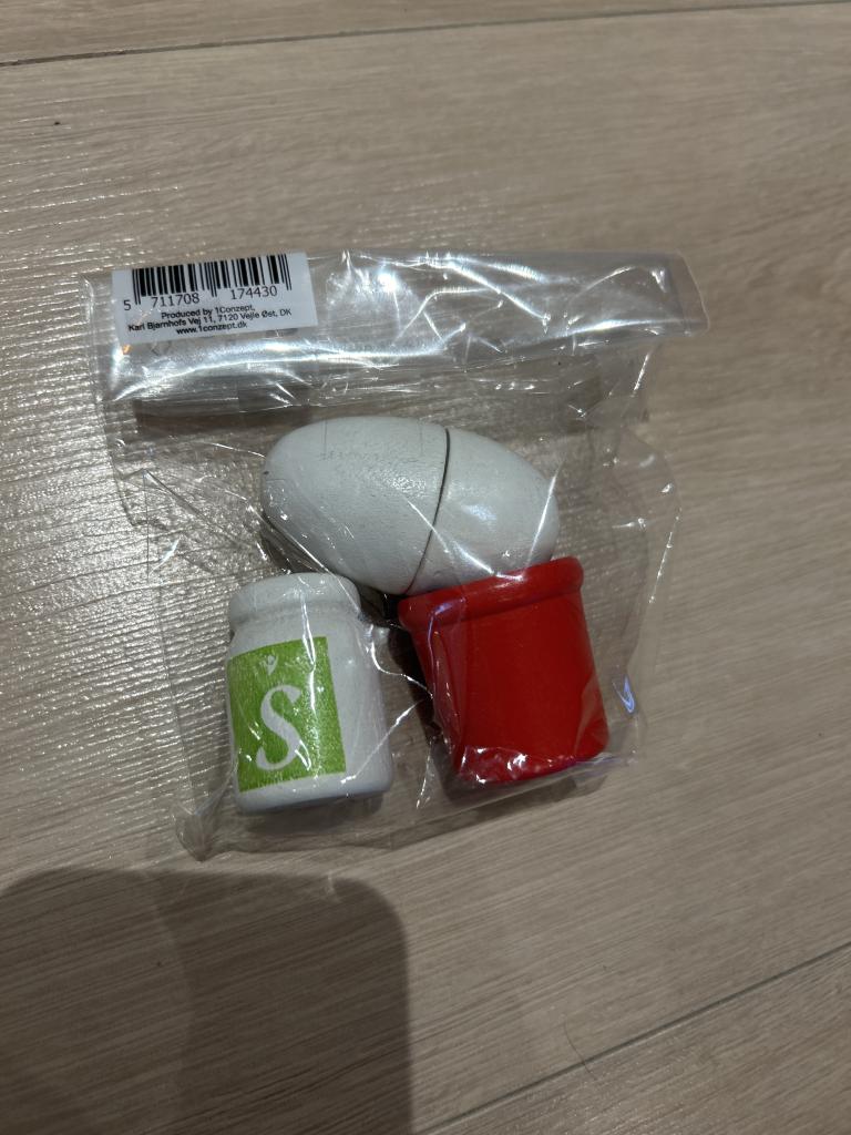 Æg/salt Trælegemad