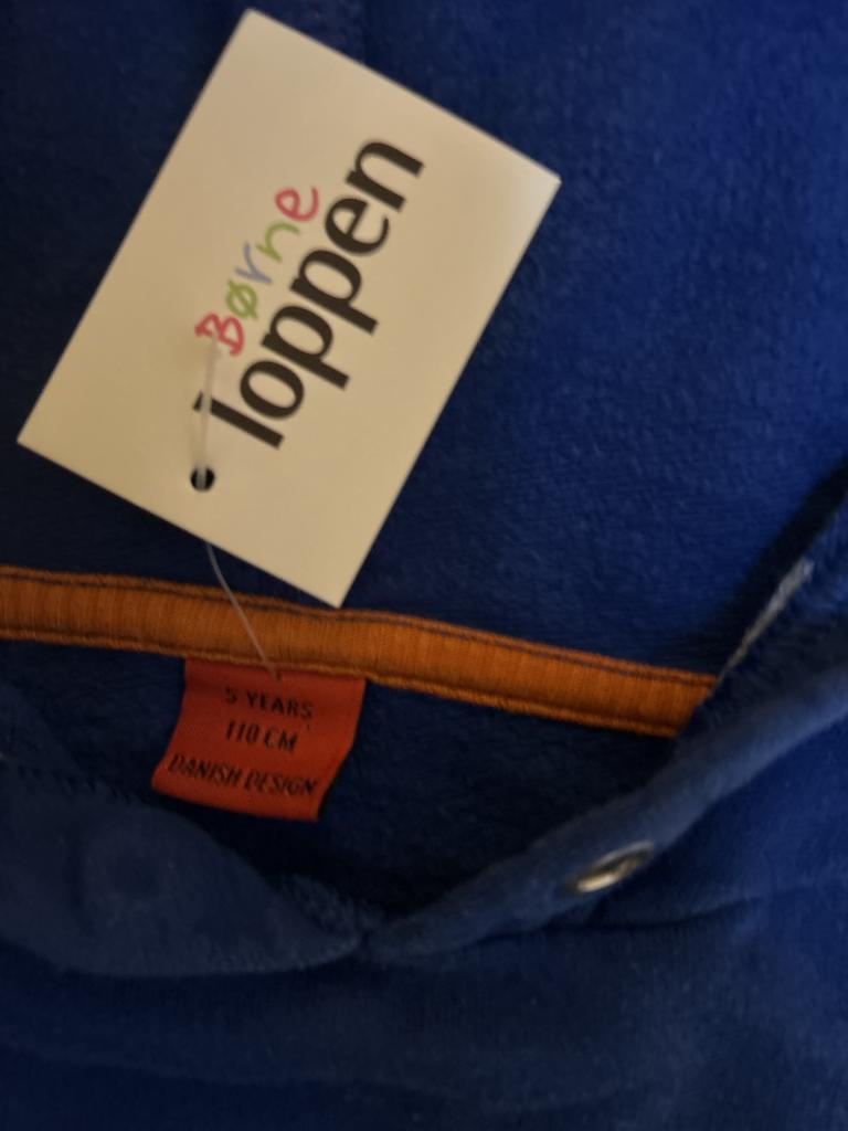 Blå sweatshirt 110
