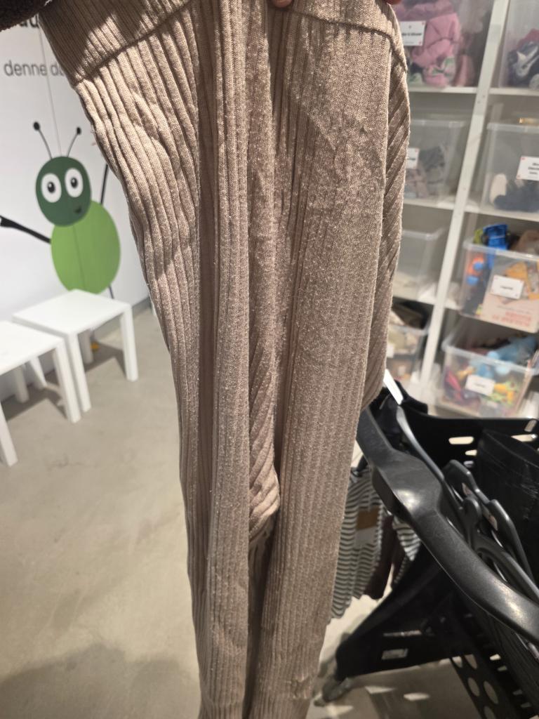 H&M MAMA buks L beige