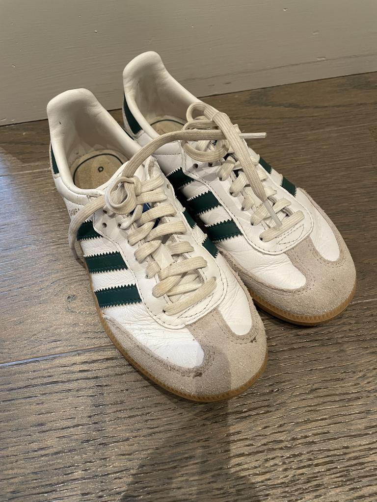 Adidas Samba sko str 33