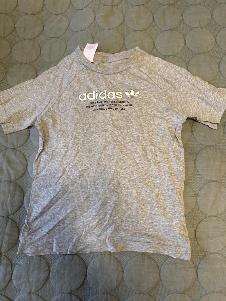 Adidas T-shirt