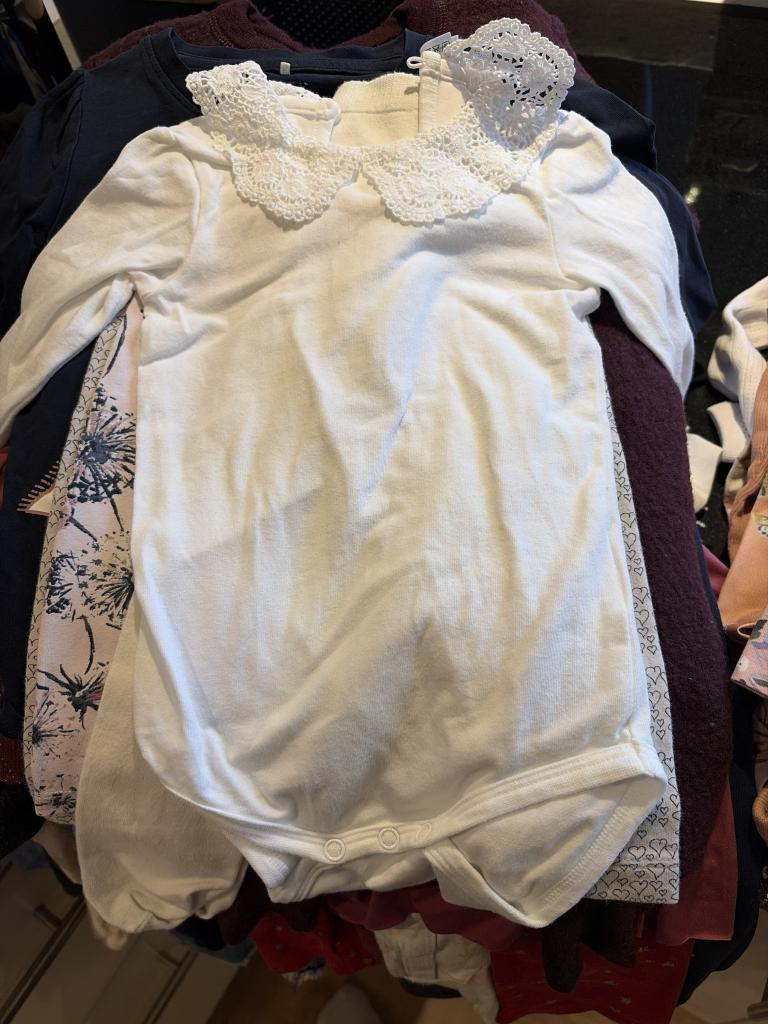 Hvid Name It body68