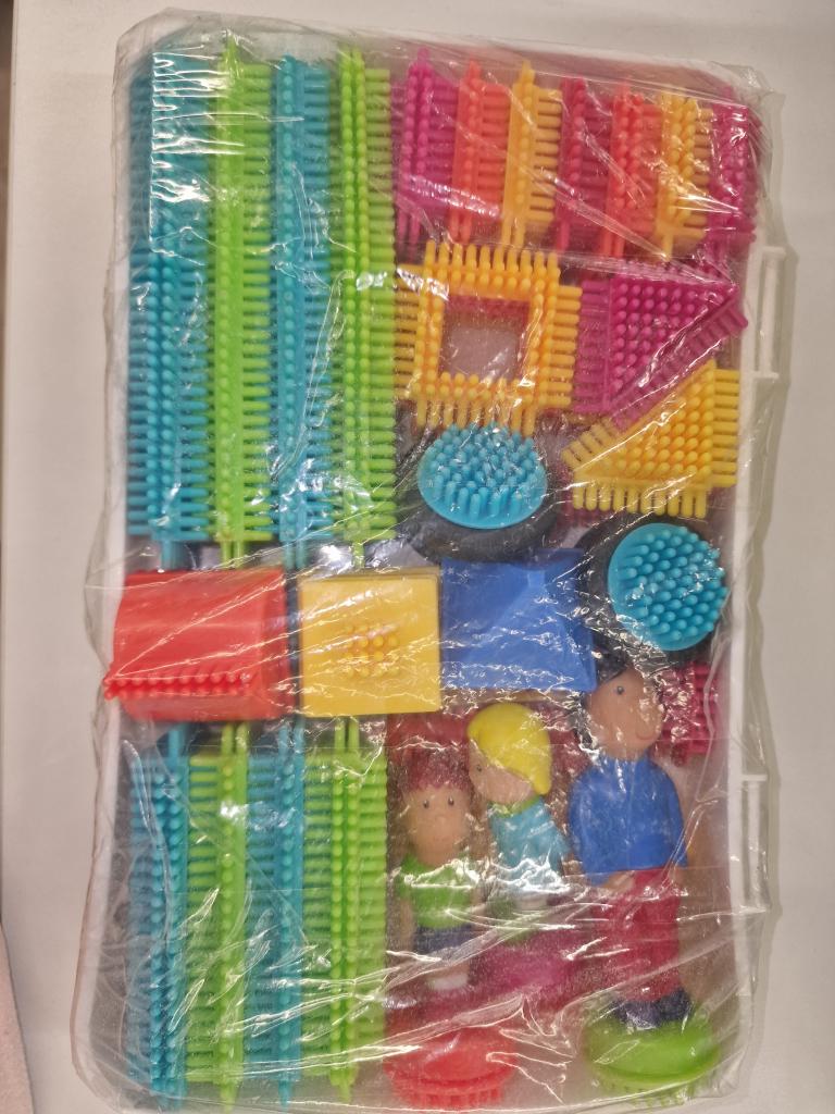 bygge"klodser" + figurer