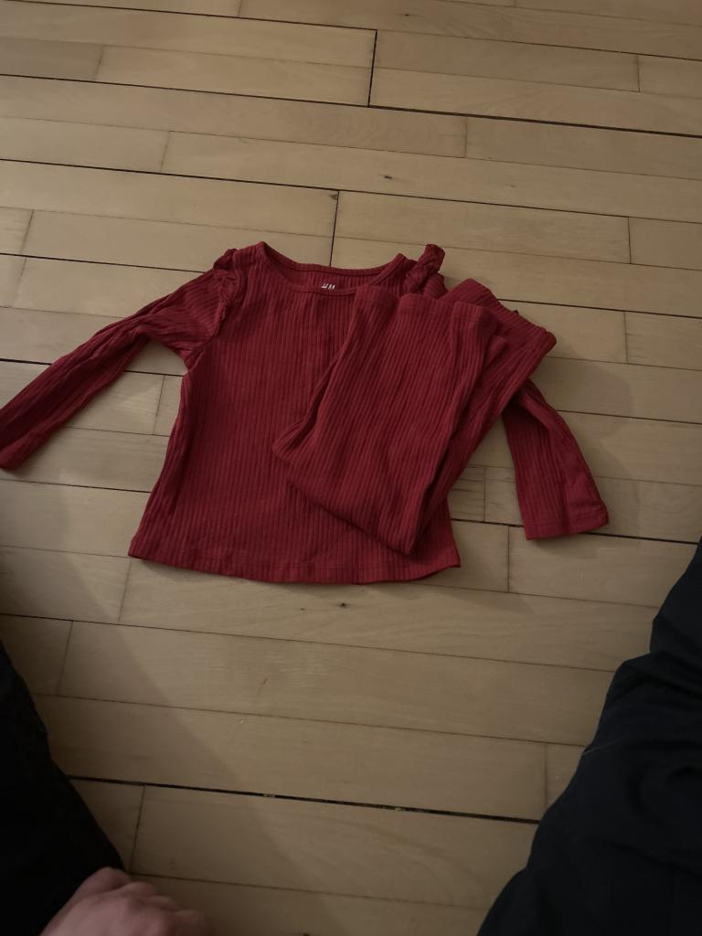 H&M sæt rød