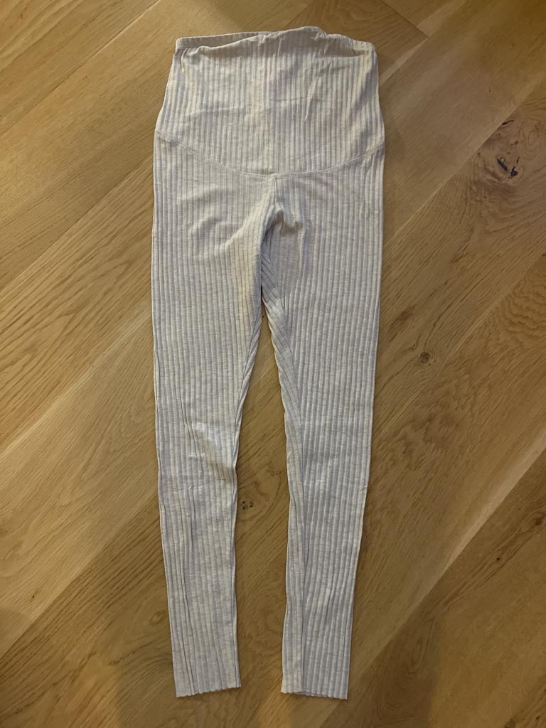 H&M MAMA graviditetsb