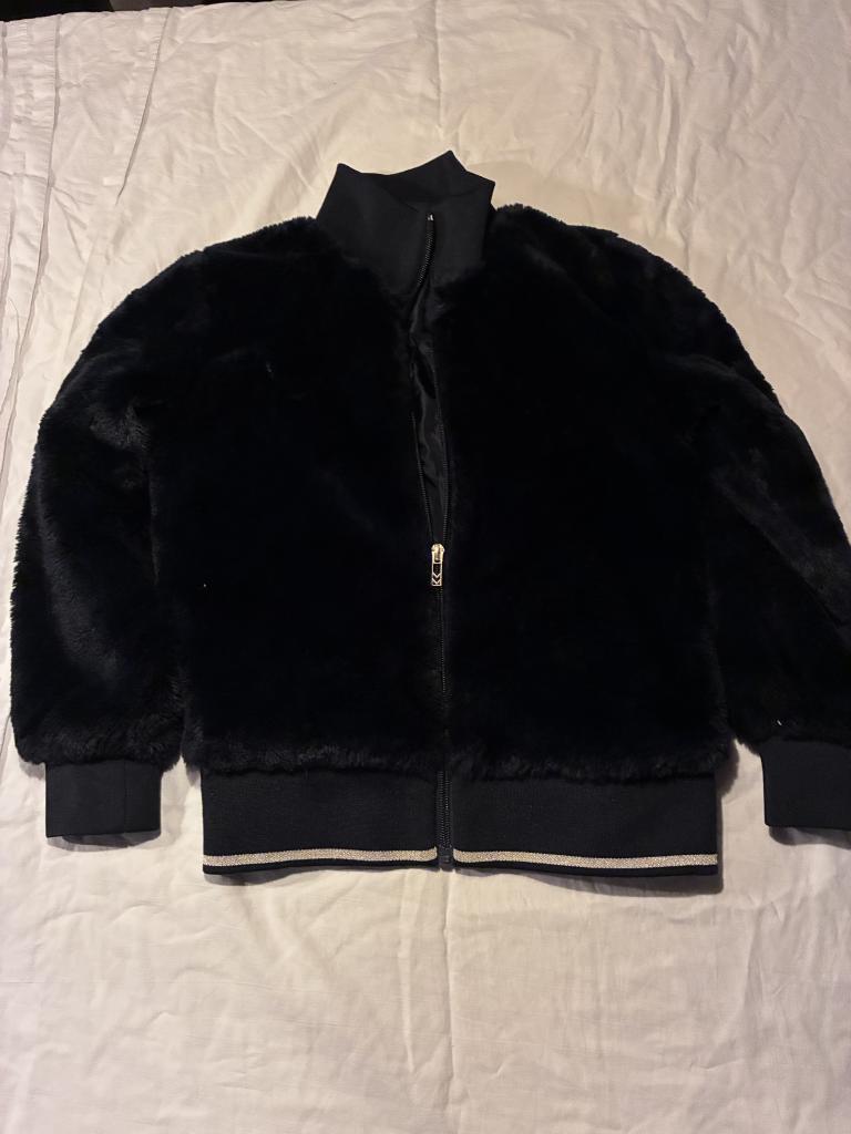 Hummel jakke