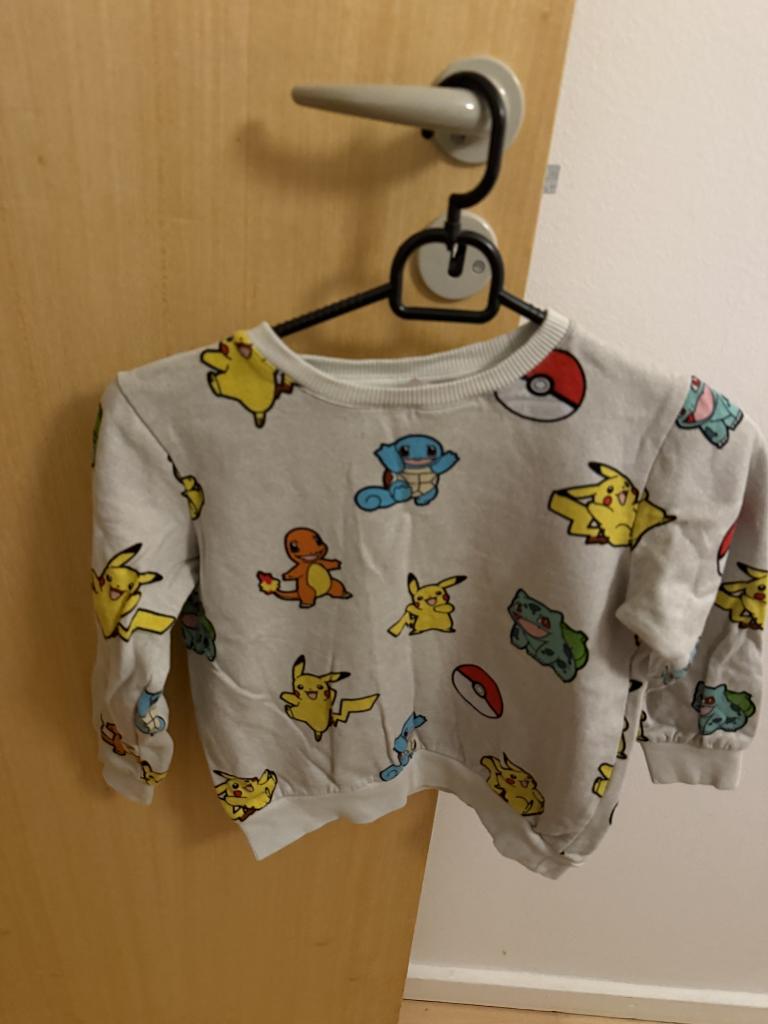 Pokemon sweatshirt