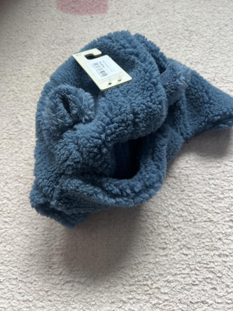 Blå teddy hue
