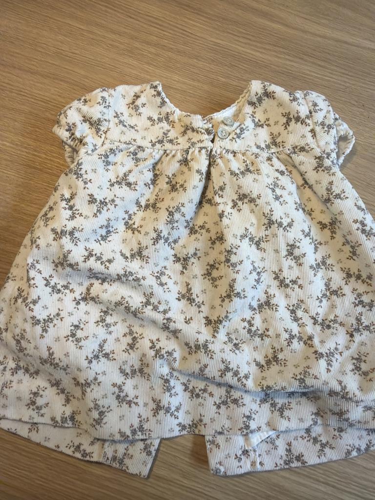Zara Blomstret kjole