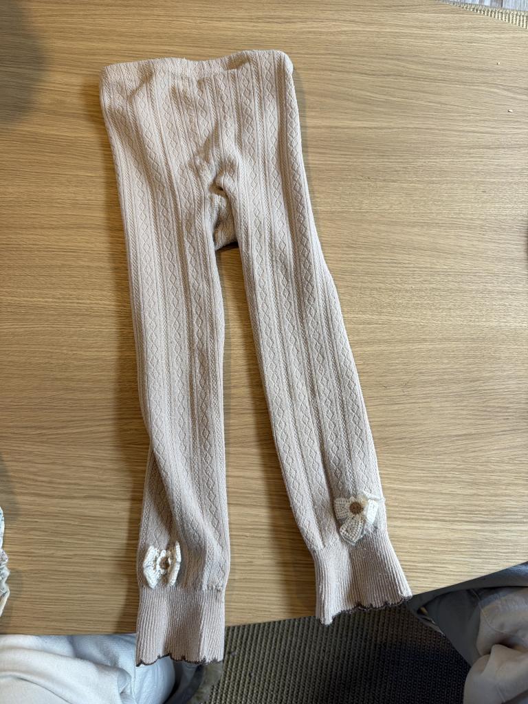 Beige leggings