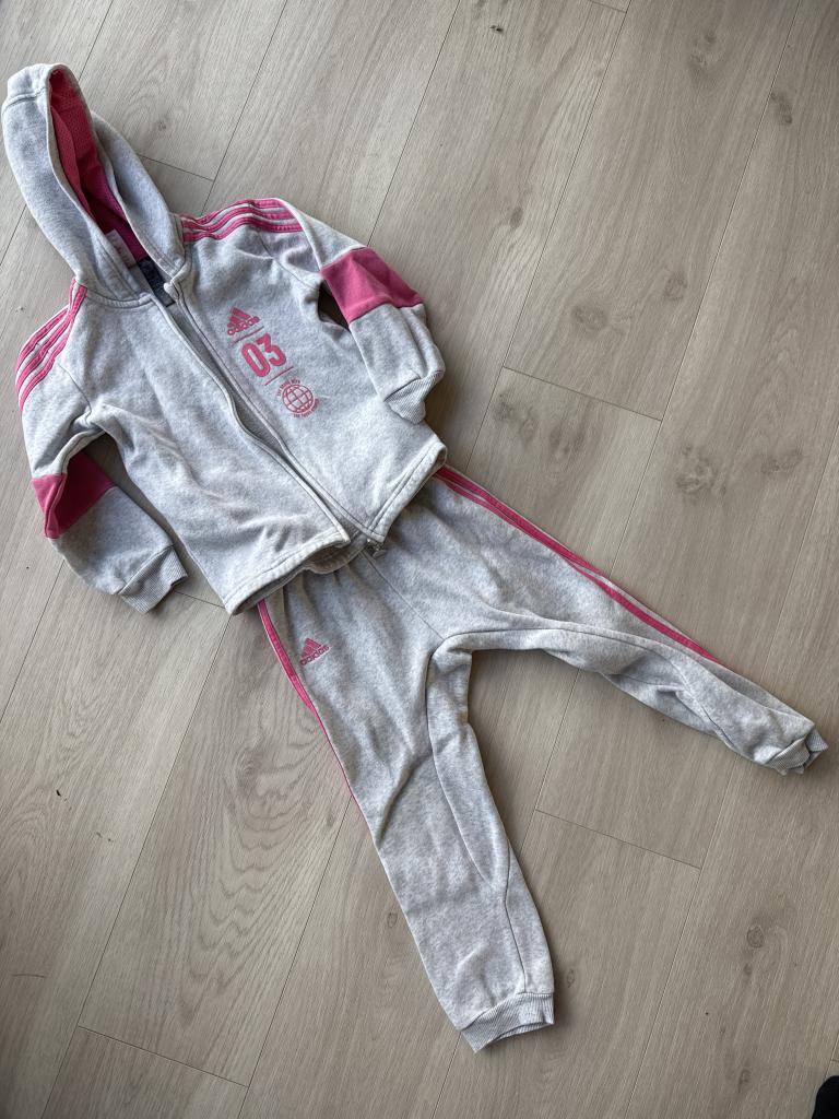 Adidas sweatsæt