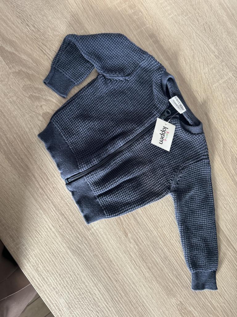 Friends cardigan 74