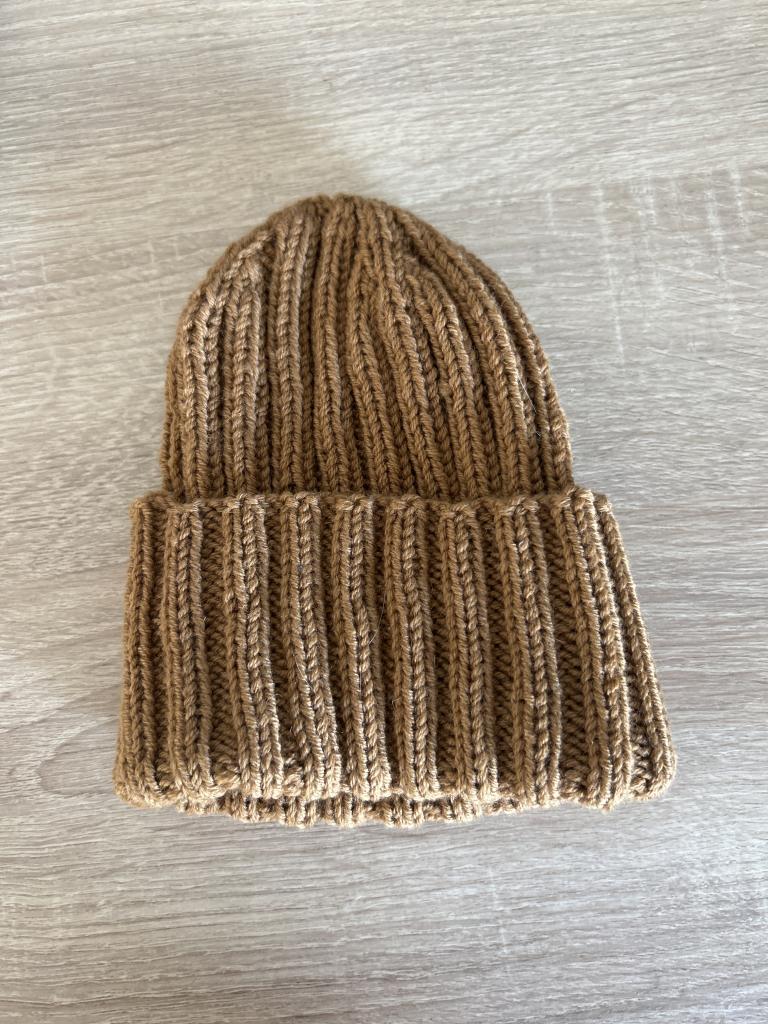 Hjemmestrik hue 1 år