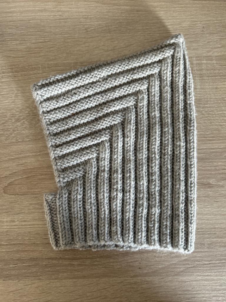 Hjemmestrik hue 1-2 år