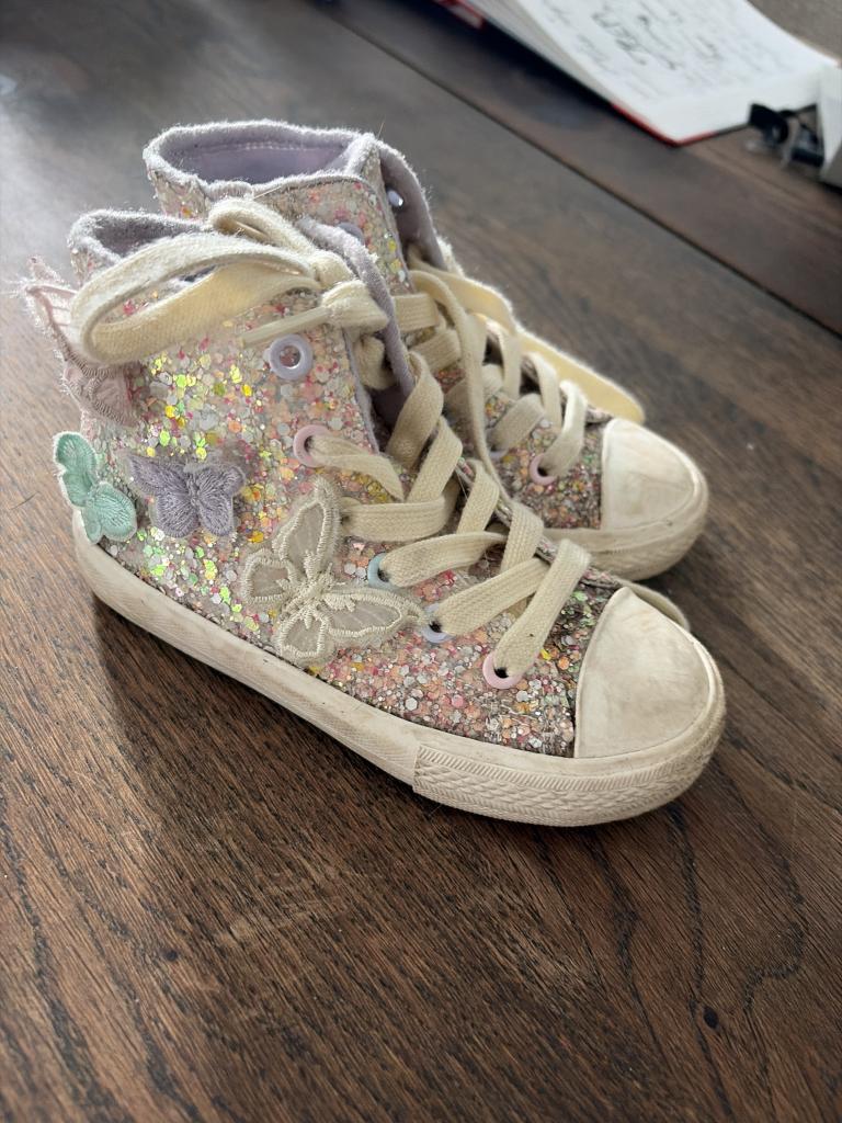 Glitter sneakers str. 25