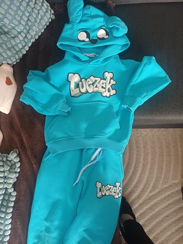 Blåt Luczek sweatsæt
