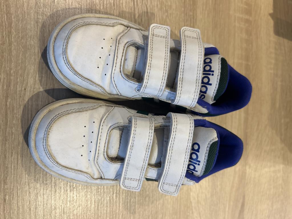 Adidas sneakers 30