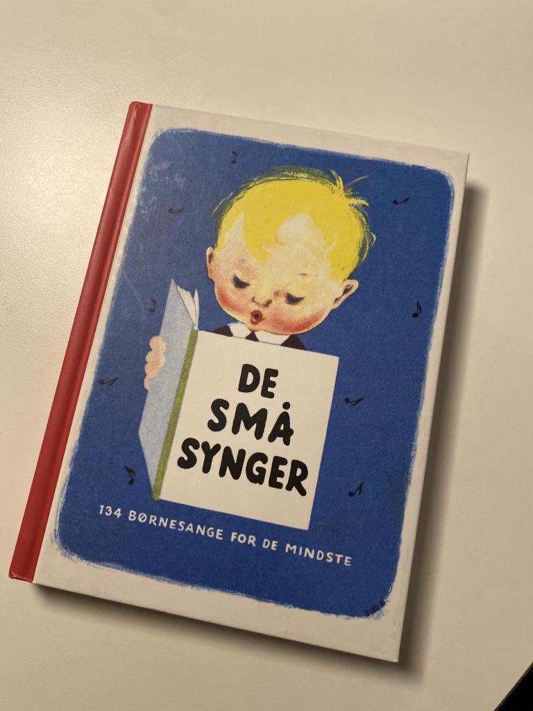 De små synger bog
