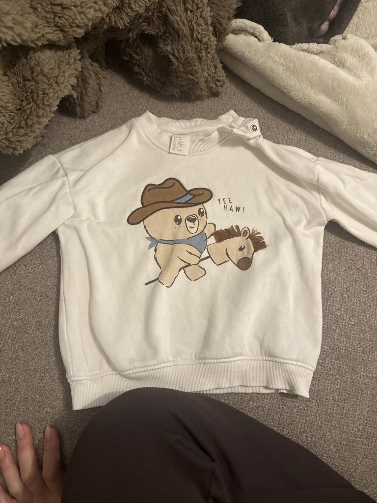H&M sweatshirt cowboy