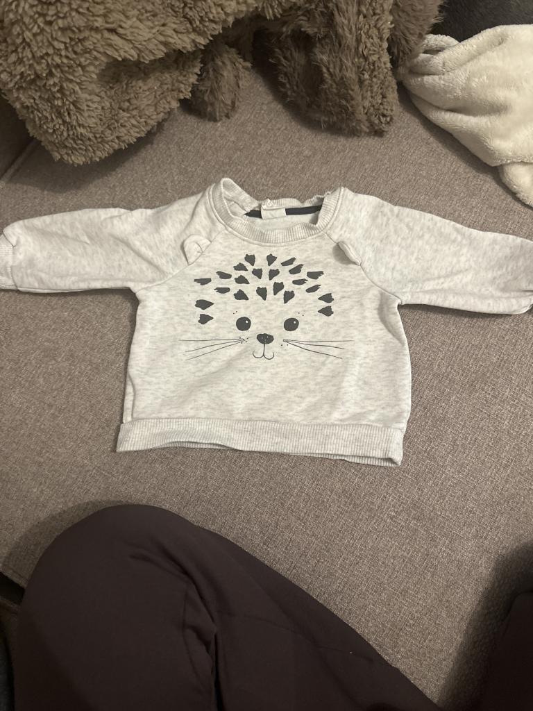 H&M sweatshirt