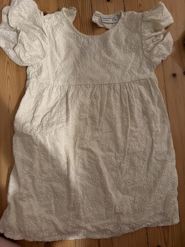 NI gul kjole 104