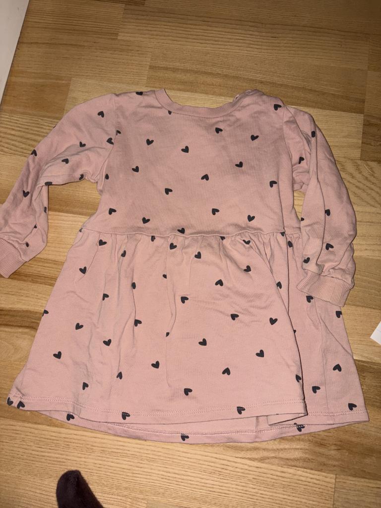 H&M kjole med hjerter