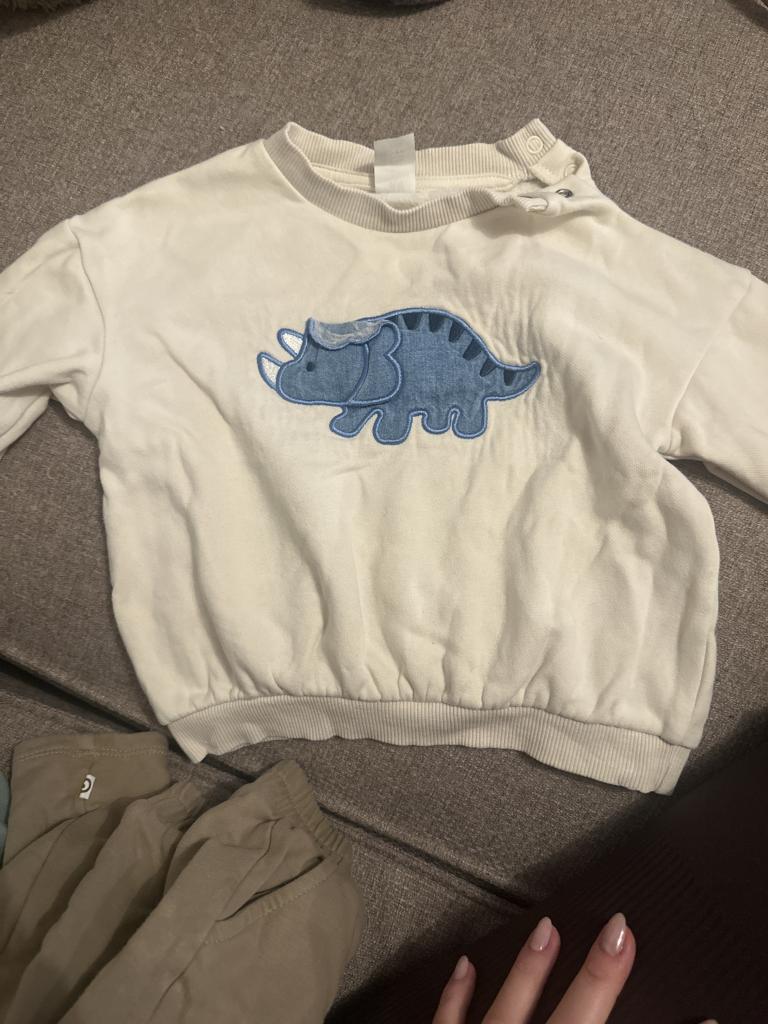 H&M sweatshirt med din