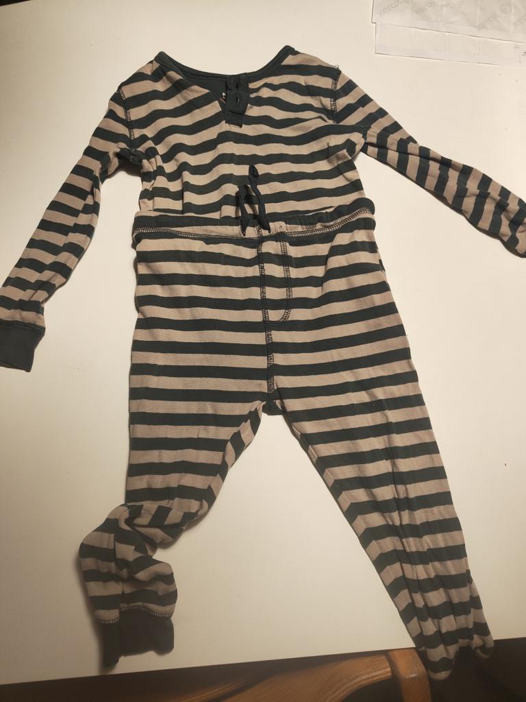 Pompdelux nattøj 98 grønstr