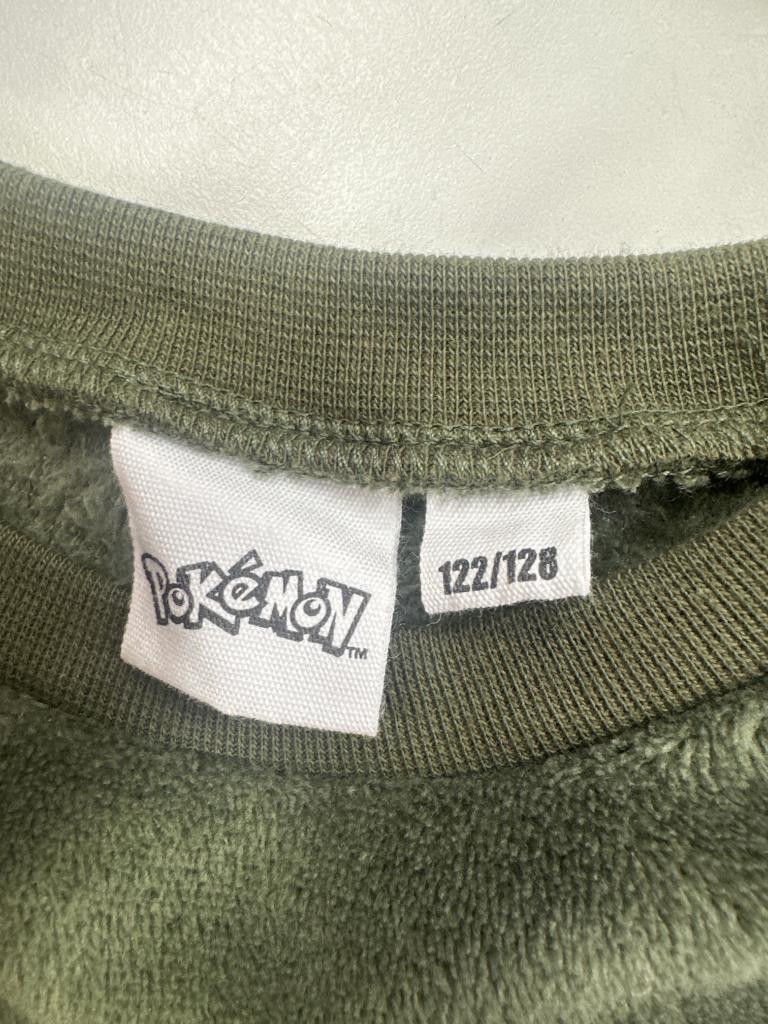 Pokémon sweatshirt