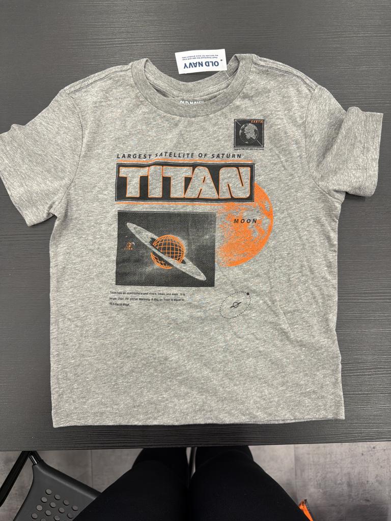 Old navy t-shirt NY