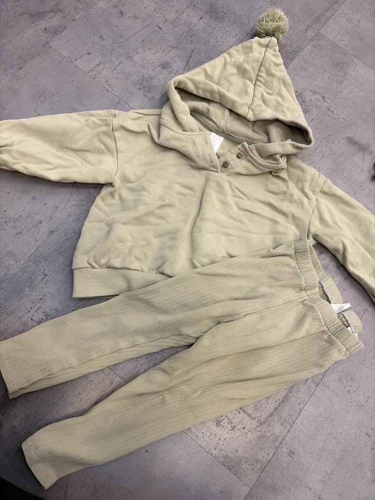 H&M sæt med hætte 98