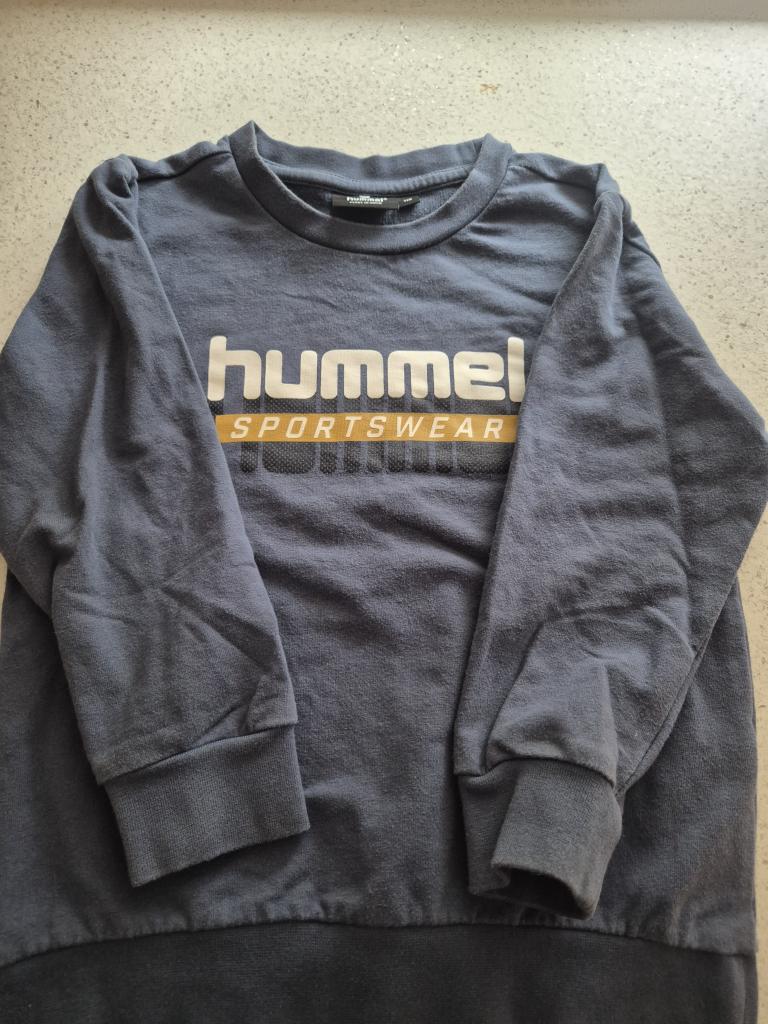 Hummel sweatshirt