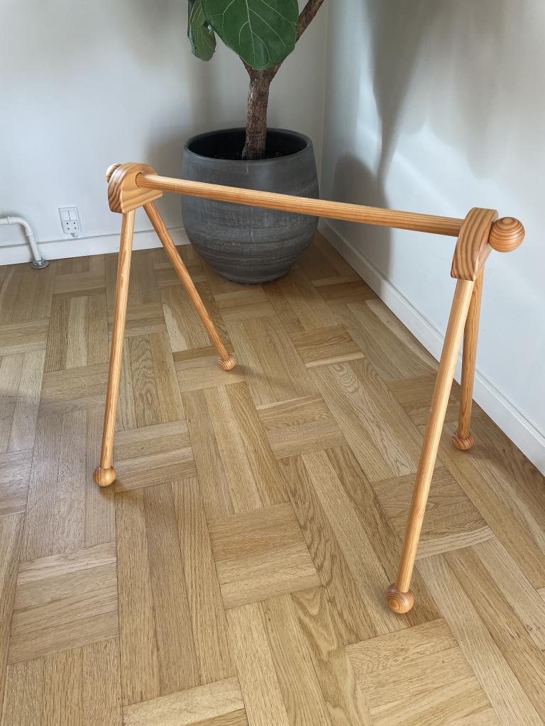 Aktivitetsstativ, træ