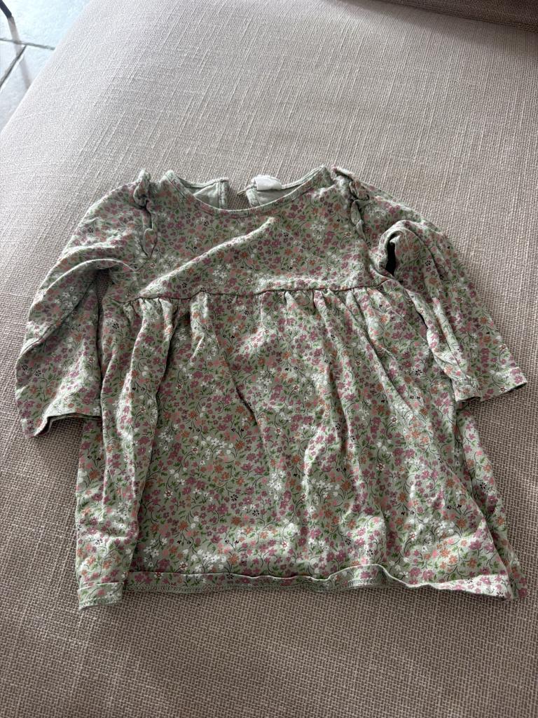 H&M blomstret bluse