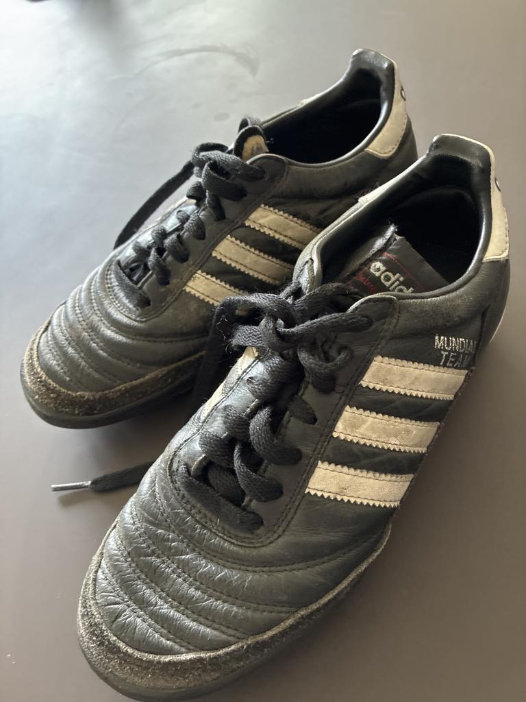 Adidas fodboldstøvler