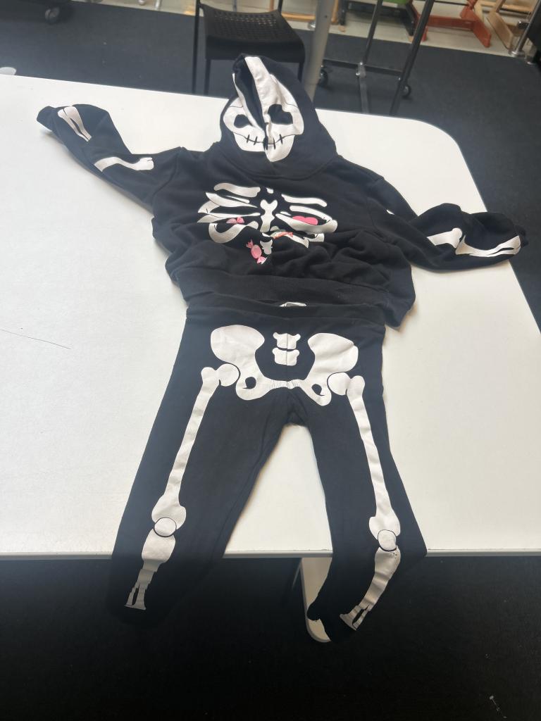 Halloweenskelet sæt 110
