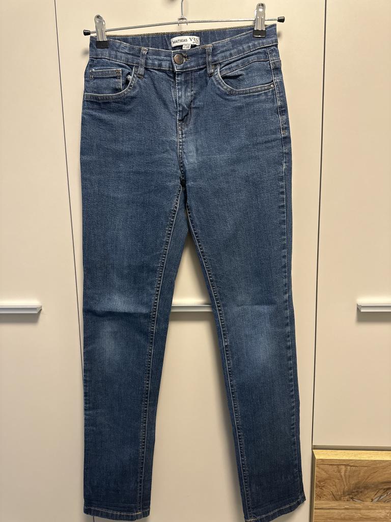 VRS jeans str. 158