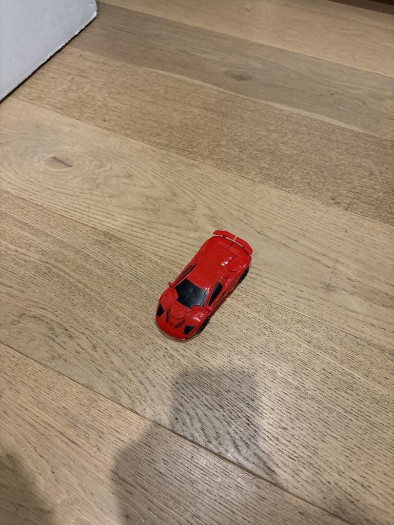 Rød transformer bil