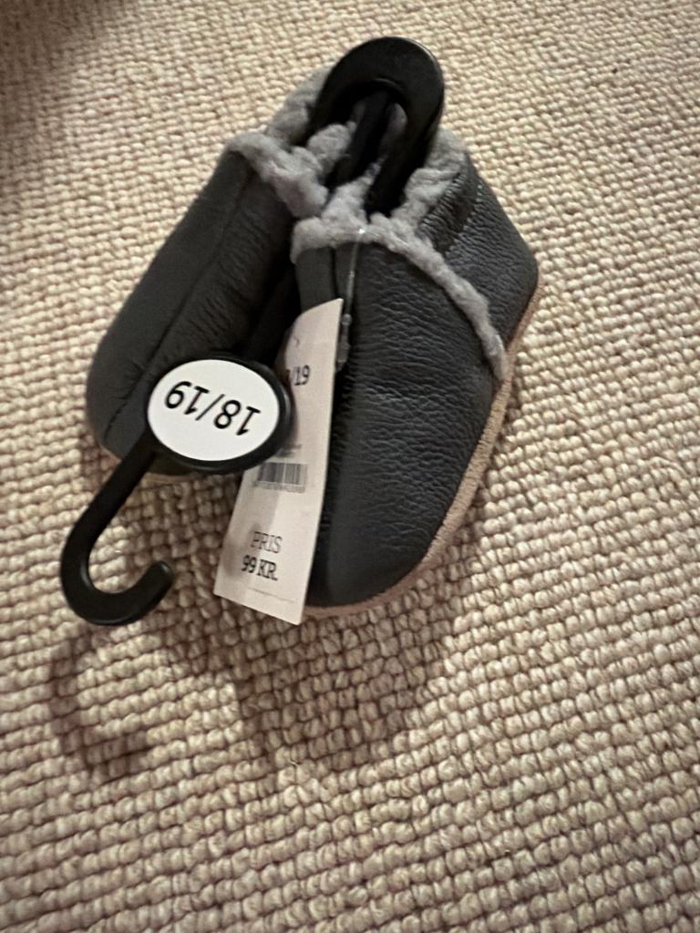 Grå hjemmesko 18/19