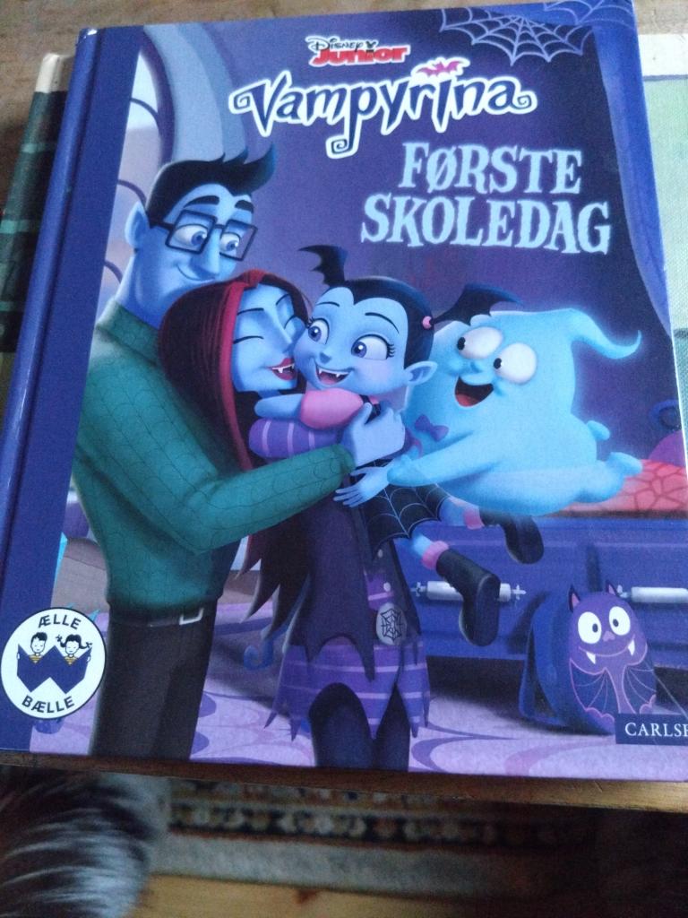 Bog vampyrina skole